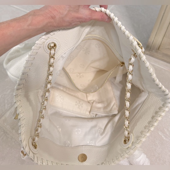 NWT - TORY BURCH "MARION" SHOULDER HANDBAG (WHITE) - Picture 8 of 15